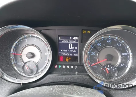 2013 Chrysler Town & Country Limited z USA, uszkodzony, nr VIN 2C4RC1GG0DR777183